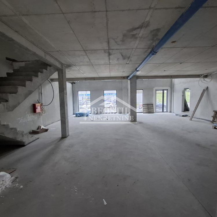 Lokal Prodaja Beograd Banovo Brdo 630 m2