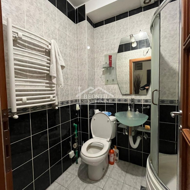 Četvorosoban stan na prodaju, Centar, Smederevo, 107m², 234.000 €