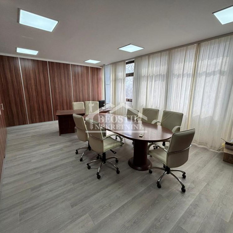 Lokal za izdavanje, Kluz, Beograd, 259.96m², 2.600 €/mes