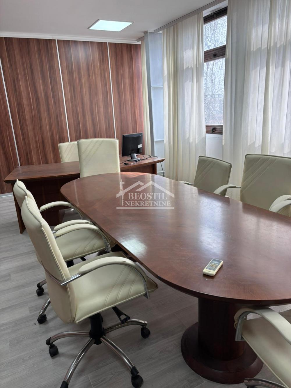 Lokal za izdavanje, Kluz, Beograd, 259.96m², 2.600 €/mes