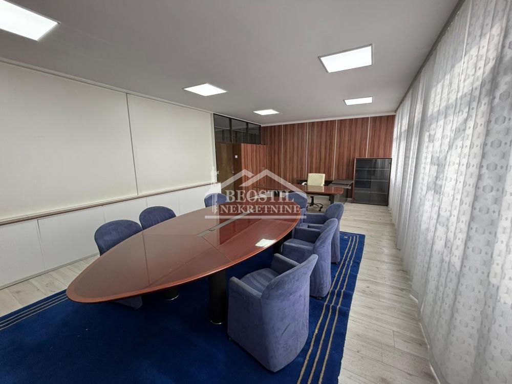 Lokal za izdavanje, Kluz, Beograd, 259.96m², 2.600 €/mes