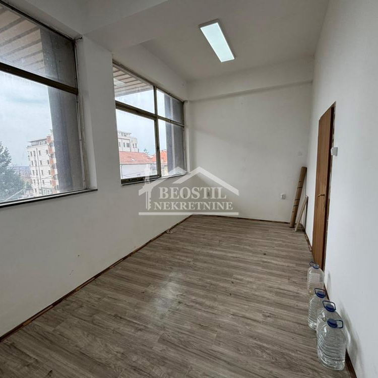 Lokal Izdavanje Beograd Kluz 259.96 m2