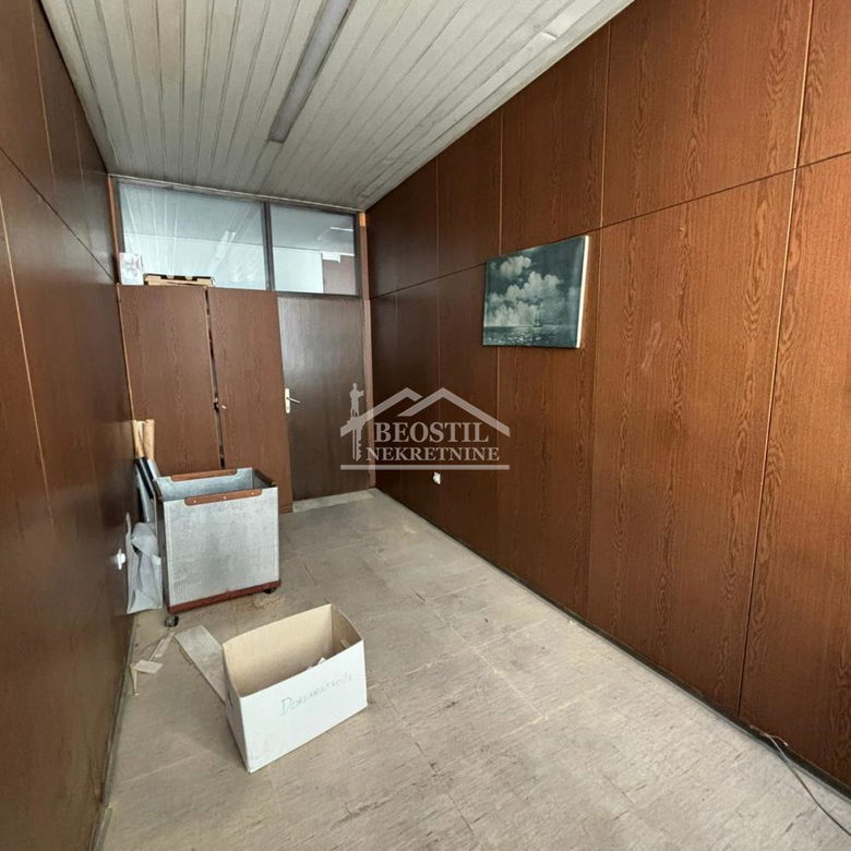 Lokal Izdavanje Beograd Kluz 259.96 m2