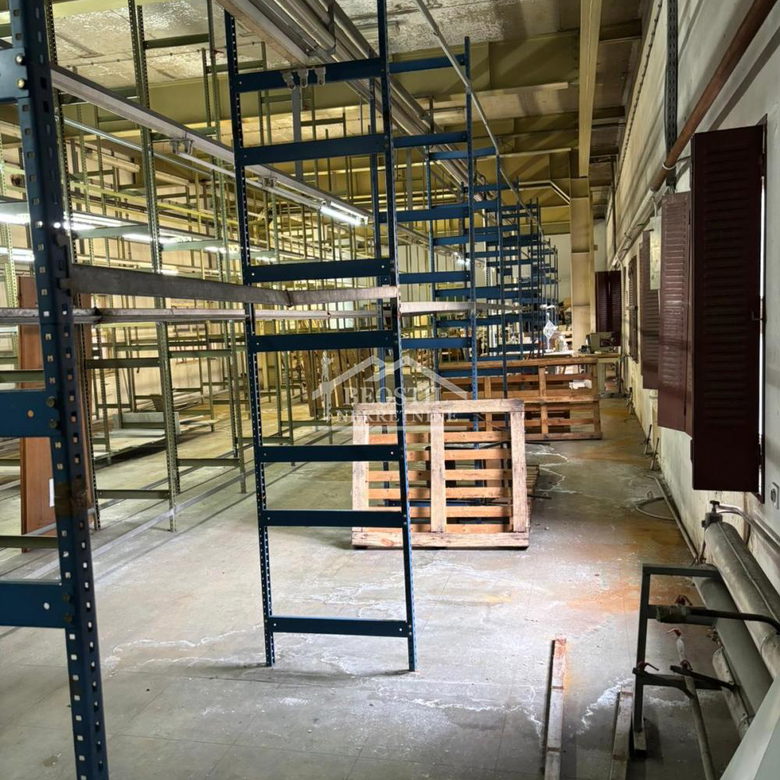 Lokal Izdavanje Beograd Kluz 600 m2