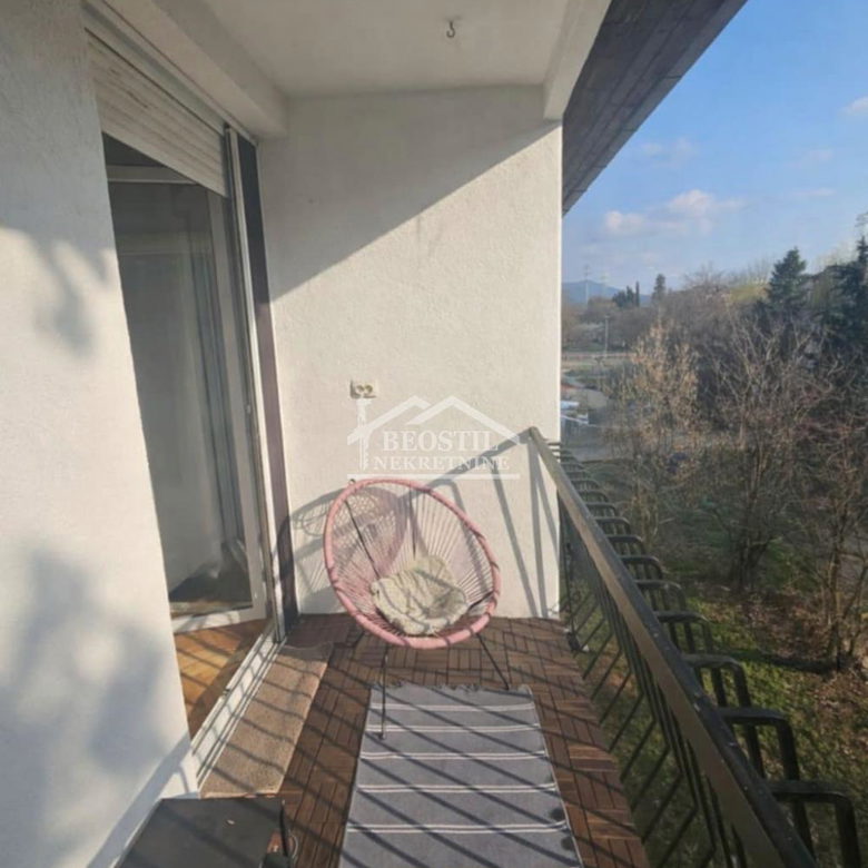 Dvosoban stan na prodaju, Resnik, Beograd, 61m², 183.000 €