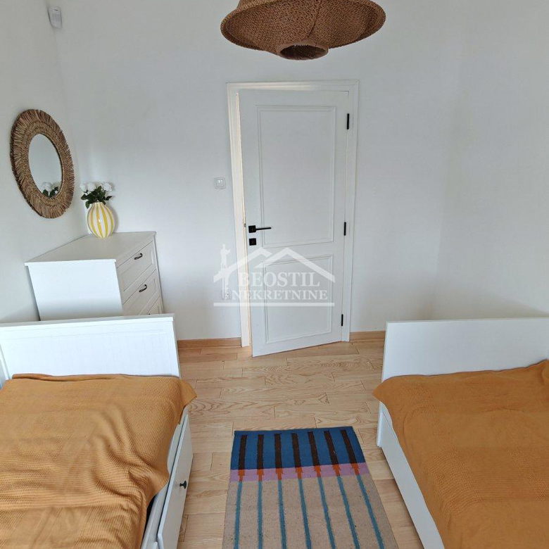 Kuća na prodaju, Guncati, Beograd, 131m², 278.000 €