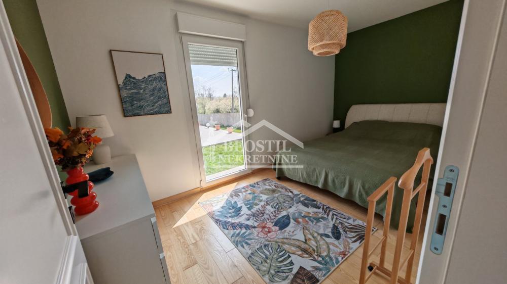 Kuća na prodaju, Guncati, Beograd, 131m², 278.000 €