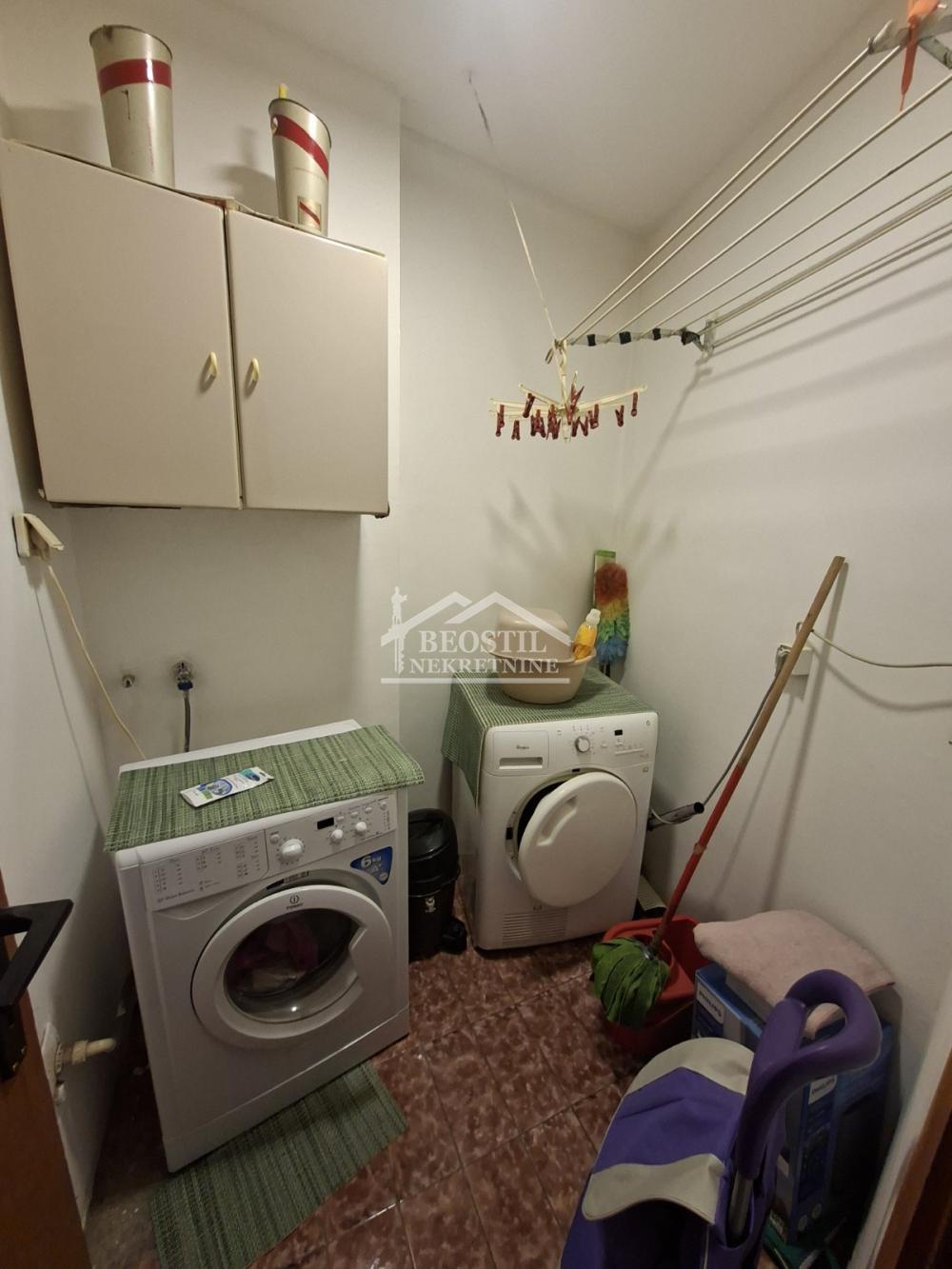 Trosoban stan na prodaju, Centar, Beograd, 74m², 200.000 €