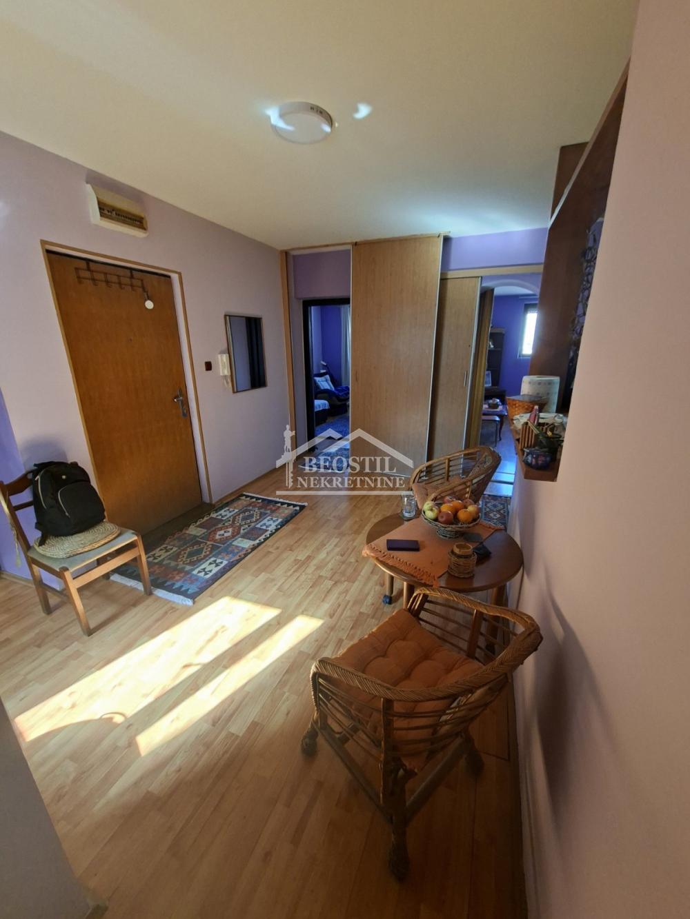 Stan Prodaja Beograd Centar (Savski Venac) 74 m2