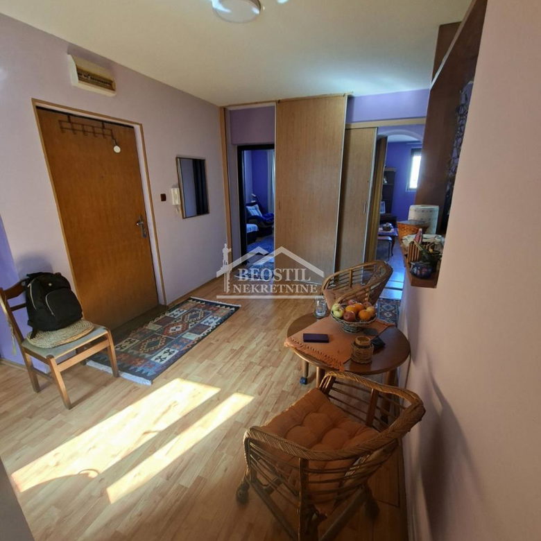 Stan Prodaja Beograd Centar (Savski Venac) 74 m2