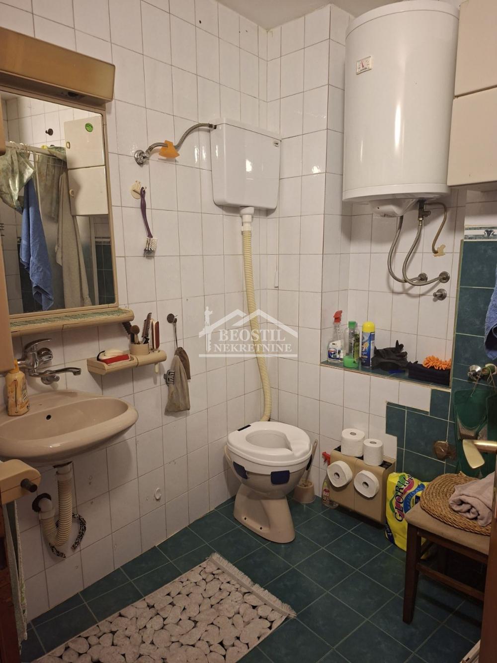 Stan Prodaja Beograd Centar (Savski Venac) 74 m2