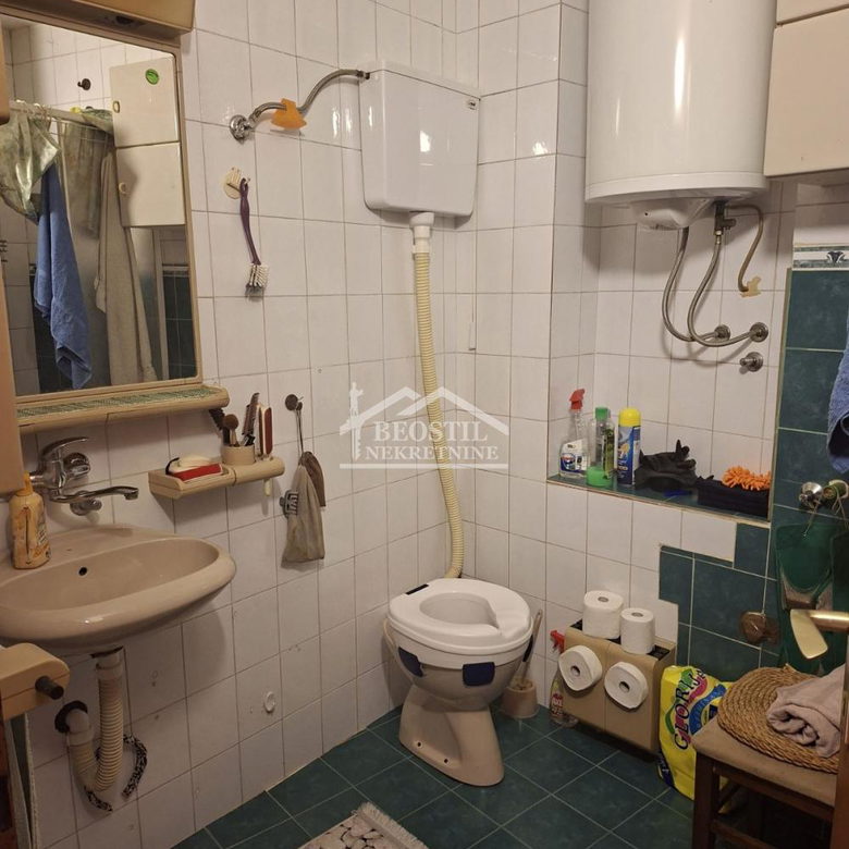 Stan Prodaja Beograd Centar (Savski Venac) 74 m2