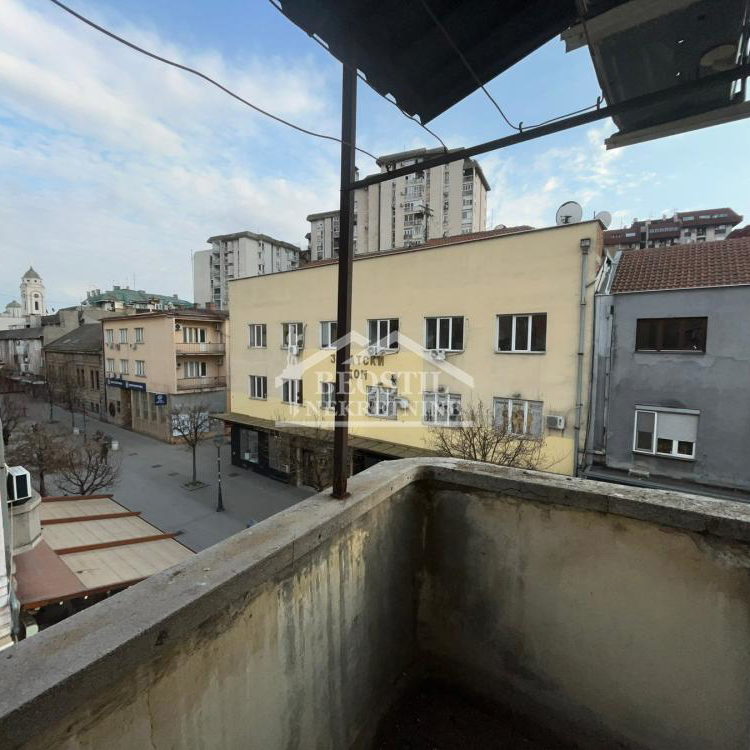 Četvorosoban stan na prodaju, Centar, Smederevo, 130m², 175.000 €