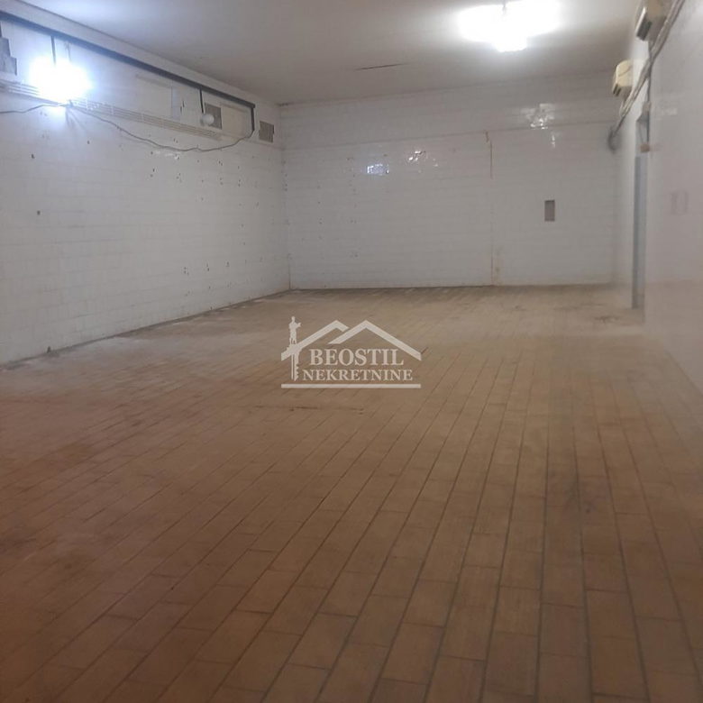 Lokal Prodaja Beograd Umčari 400 m2