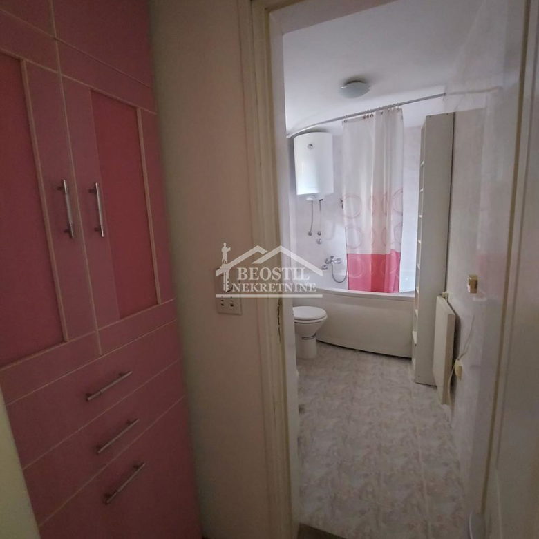 Stan Prodaja Beograd Hram Svetog Save 85 m2