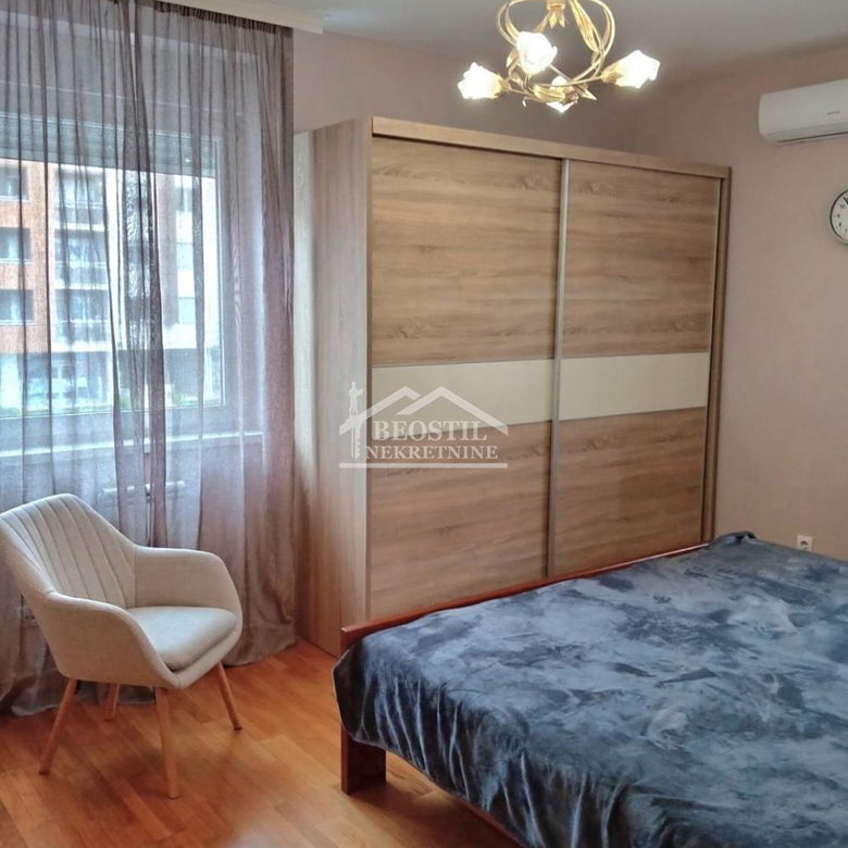 Trosoban stan na prodaju, A Blok – Blok 67a, Beograd, 81m², 360.000 €