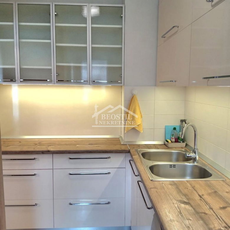 Stan Prodaja Beograd A Blok - Blok 67a 81 m2
