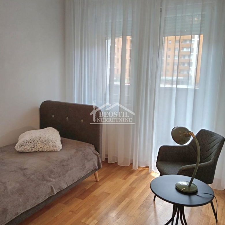 Trosoban stan na prodaju, A Blok – Blok 67a, Beograd, 81m², 360.000 €