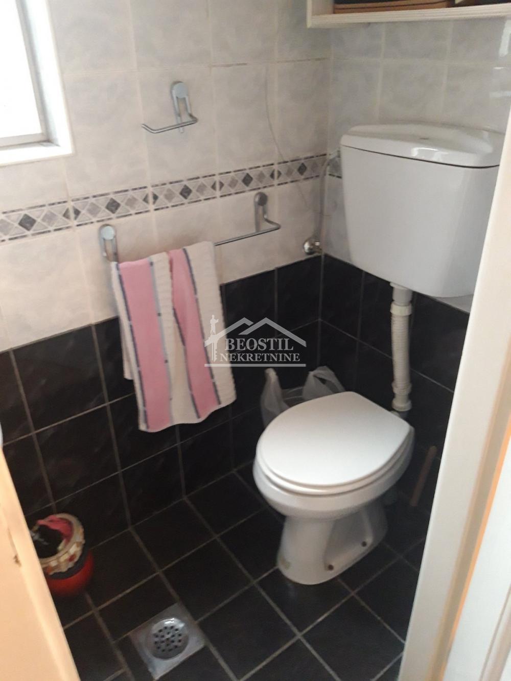 Trosoban stan na prodaju, Skupština, Beograd, 99m², 429.000 €
