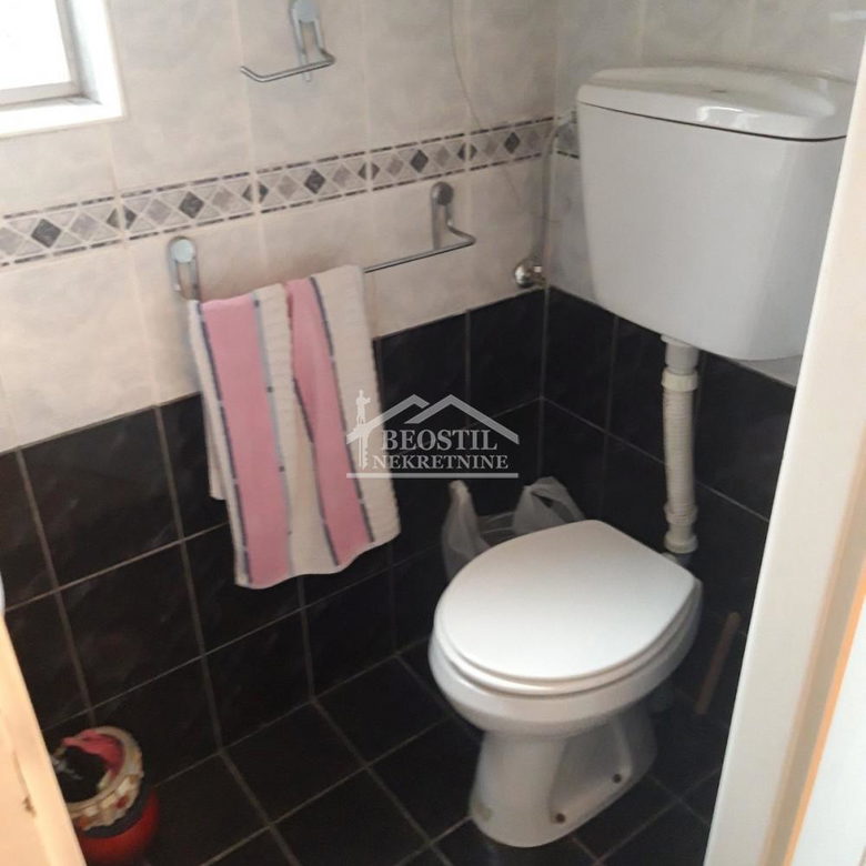 Trosoban stan na prodaju, Skupština, Beograd, 99m², 429.000 €