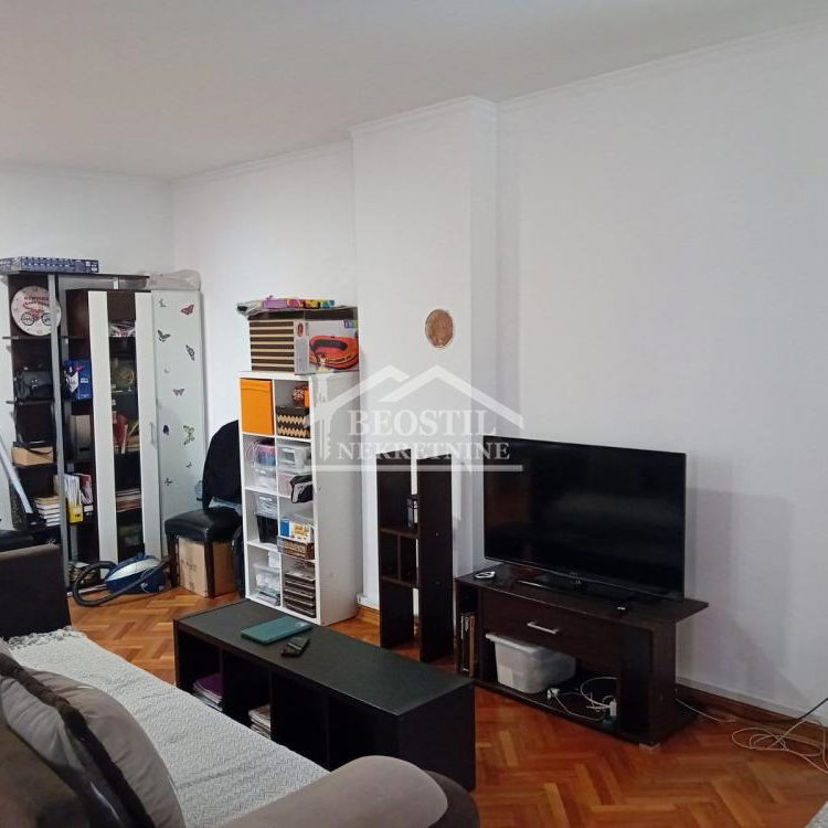 Stan Prodaja Beograd FON 161 m2