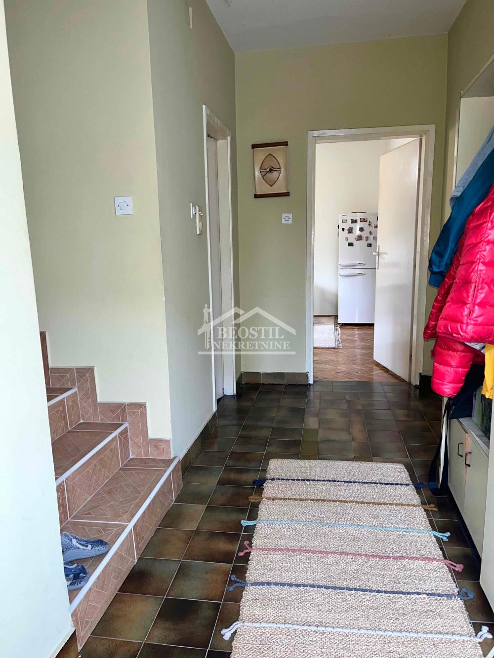 Kuća na prodaju, Leštane, Beograd, 173m², 165.000 €