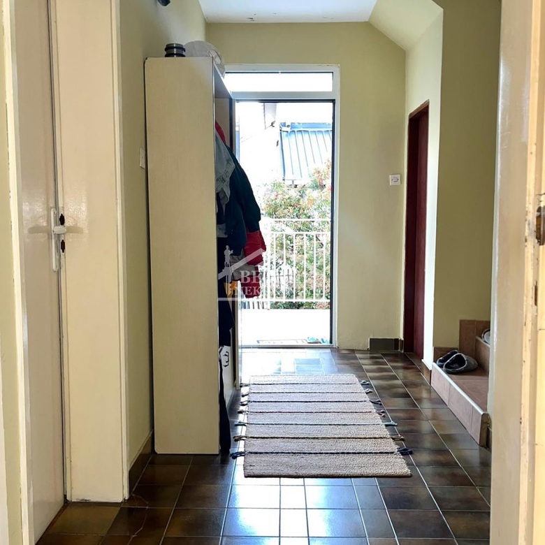 Kuća na prodaju, Leštane, Beograd, 173m², 165.000 €