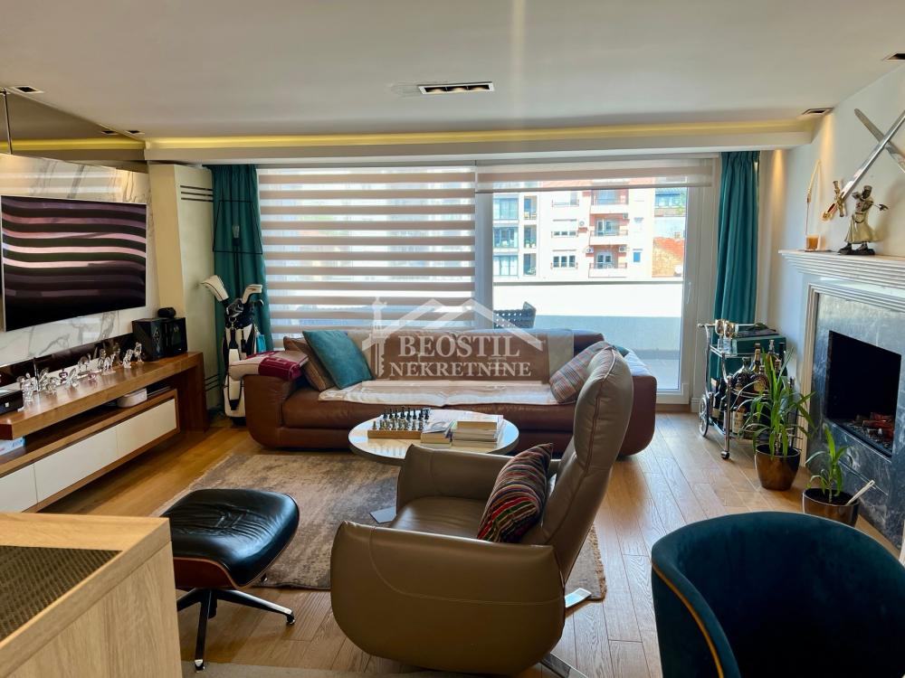 Dvoiposoban stan na prodaju, Centar, Beograd, 83m², 389.000 €