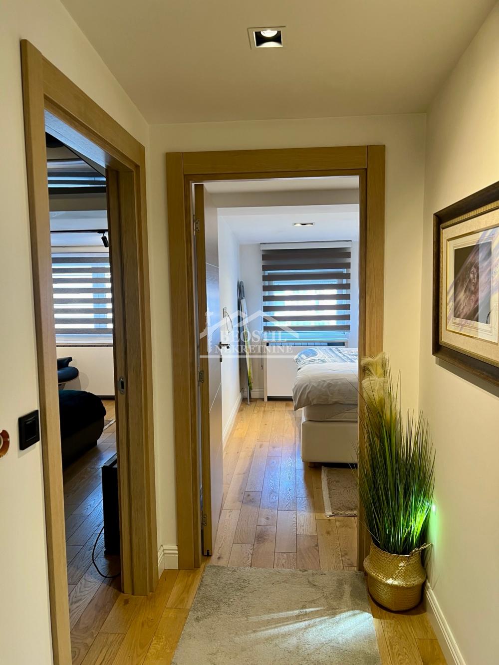 Stan Prodaja Beograd Centar (Vračar) 83 m2