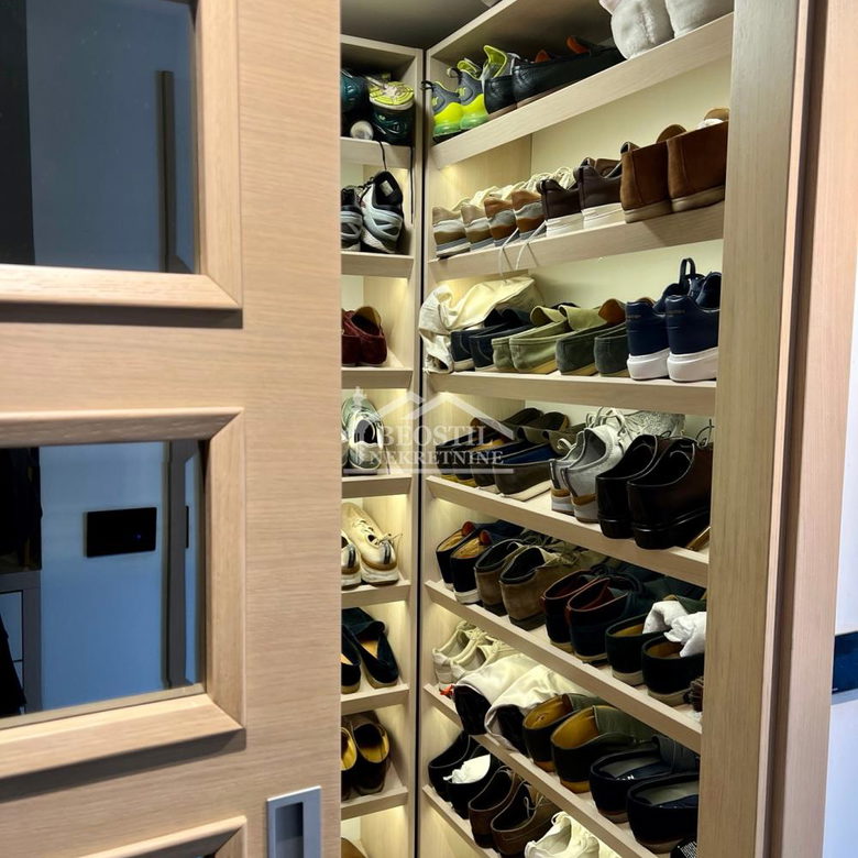 Stan Prodaja Beograd Centar (Vračar) 83 m2