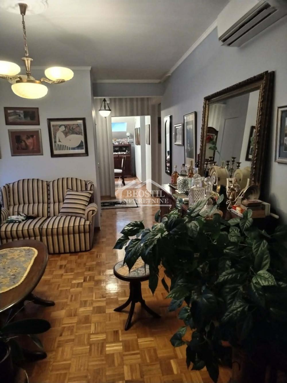 Stan Prodaja Beograd Stan Prodaja Beograd Bežanijska Kosa 3 74 m2