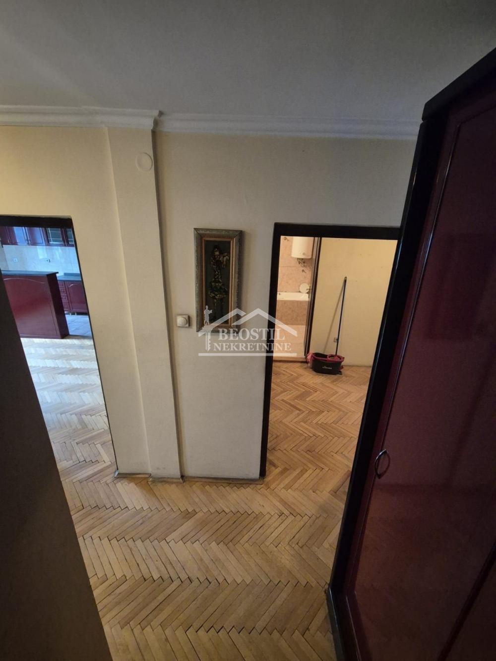 Stan Prodaja Beograd Palata Pravde 99 m2