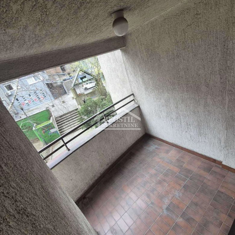 Četvorosoban stan na prodaju, Palata Pravde, Beograd, 99m², 380.000 €