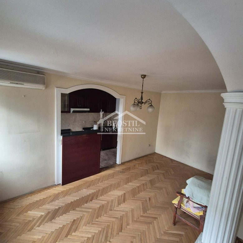 Stan Prodaja Beograd Palata Pravde 99 m2