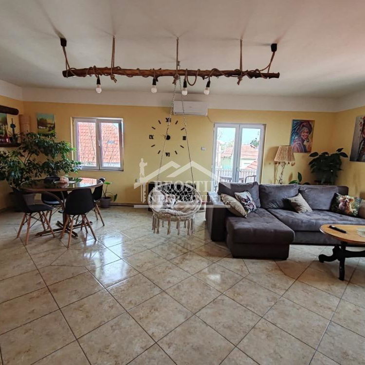 Kuća Prodaja Ruma  221 m2