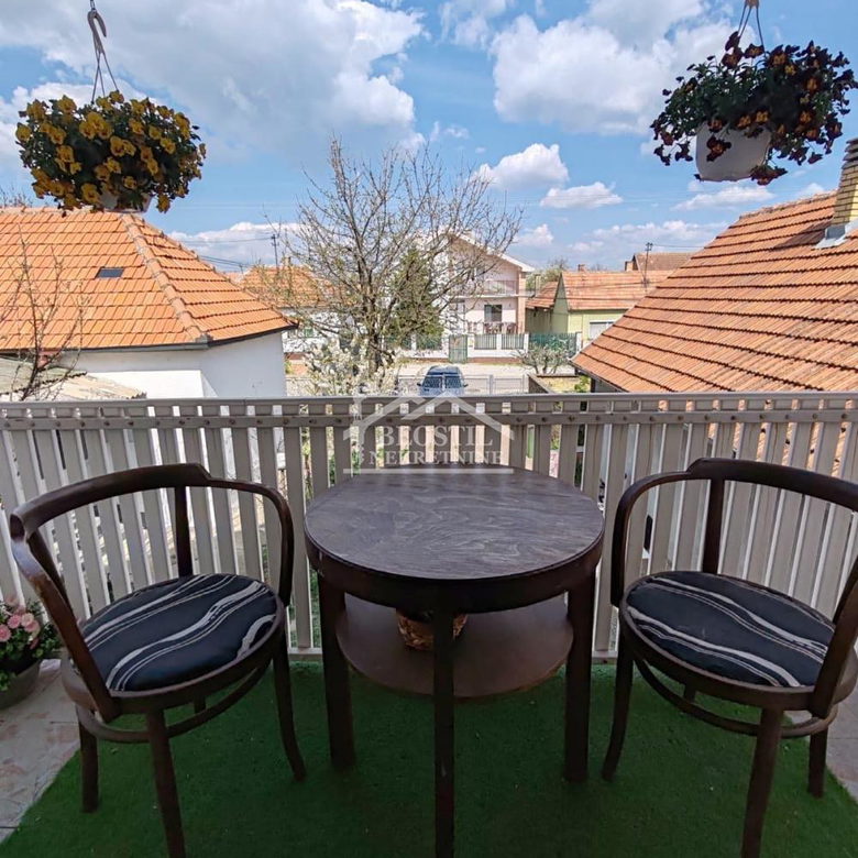 Kuća na prodaju, Centar, Ruma, 221m², 245.000 €