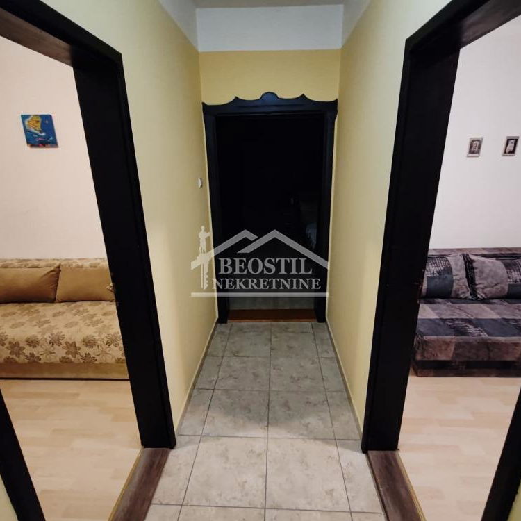 Kuća Prodaja Ruma  221 m2