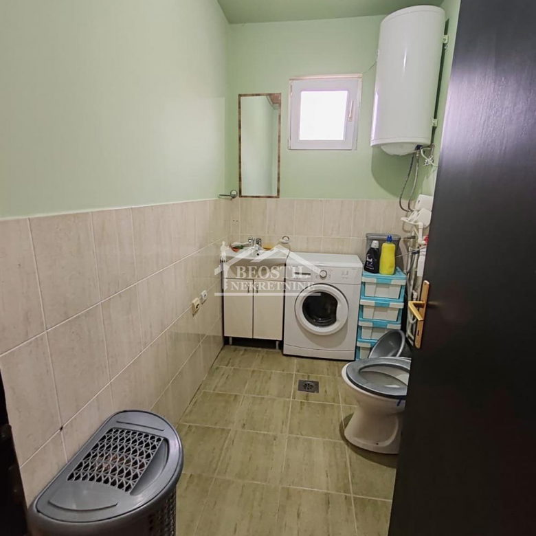 Kuća Prodaja Ruma  221 m2