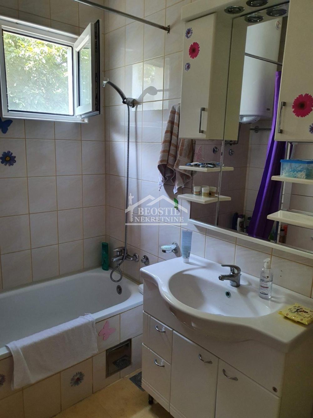 Kuća na prodaju, Ovča, Beograd, 155m², 220.000 €