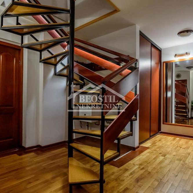 Četvorosoban stan na prodaju, Dorćol, Beograd, 104m², 380.000 €