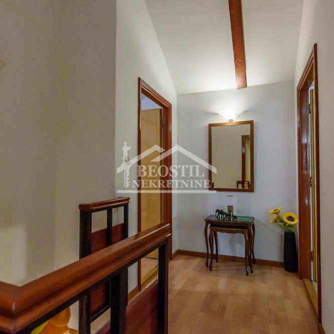 Četvorosoban stan na prodaju, Dorćol, Beograd, 104m², 380.000 €