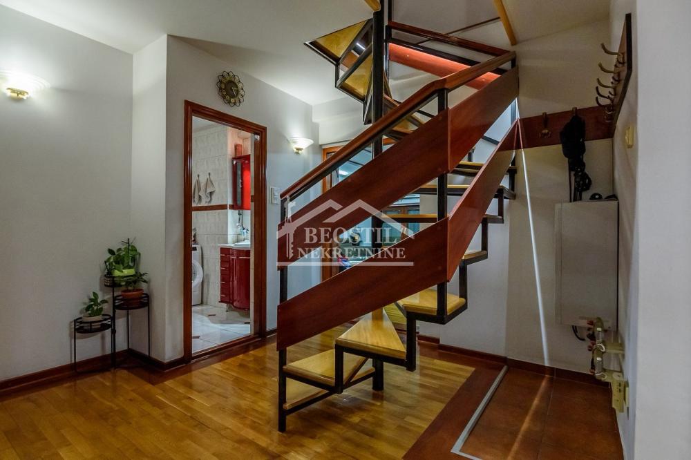 Četvorosoban stan na prodaju, Dorćol, Beograd, 104m², 380.000 €