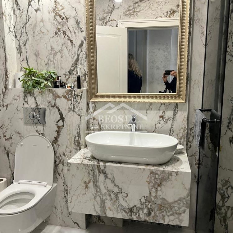 Stan Prodaja Beograd Hram Svetog Save 70 m2