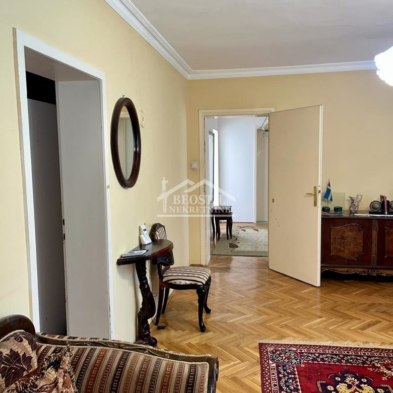 Kuća na prodaju, Grocka, Beograd, 341m², 370.000 €