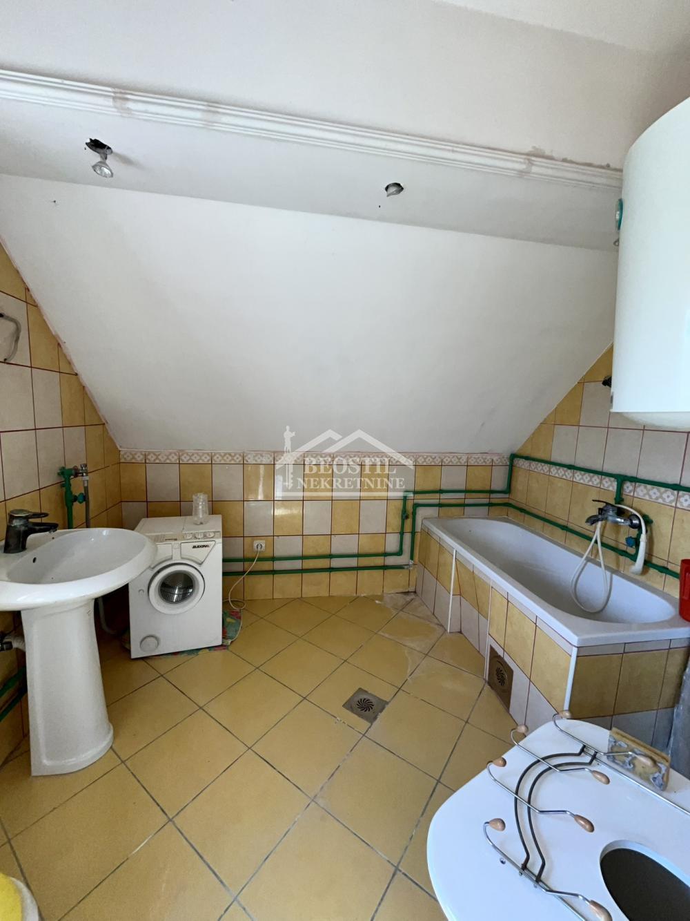 Kuća na prodaju, Grocka, Beograd, 341m², 370.000 €