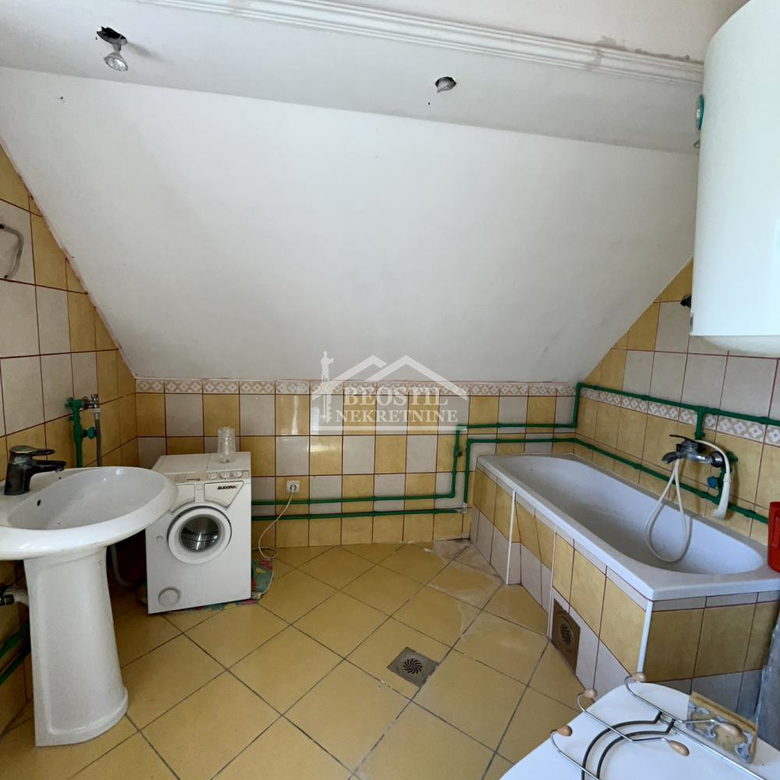 Kuća na prodaju, Grocka, Beograd, 341m², 370.000 €