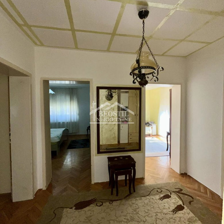 Kuća Prodaja Beograd Grocka (mesto) 341 m2