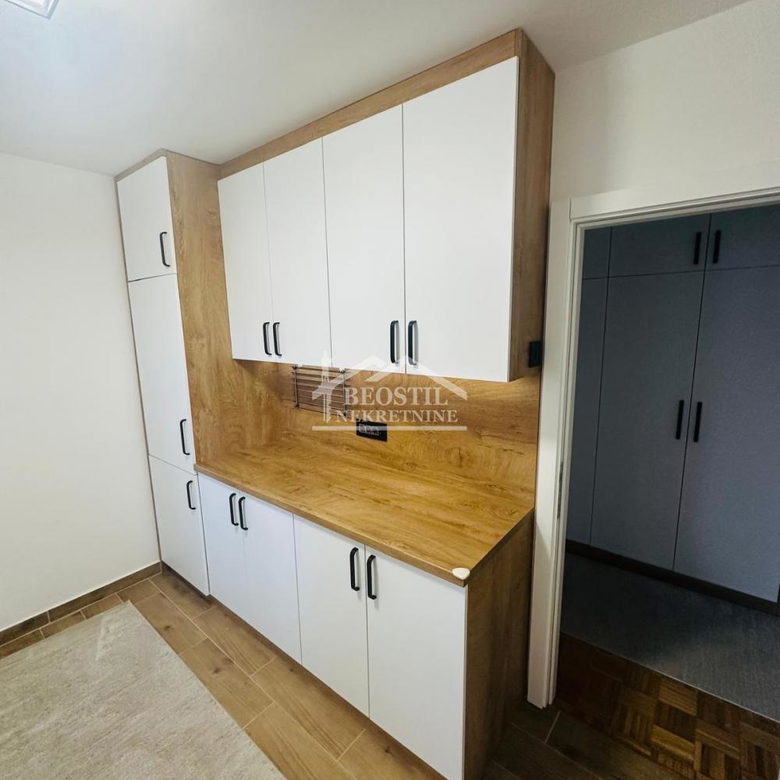 Stan Prodaja Beograd Blok 61 70 m2