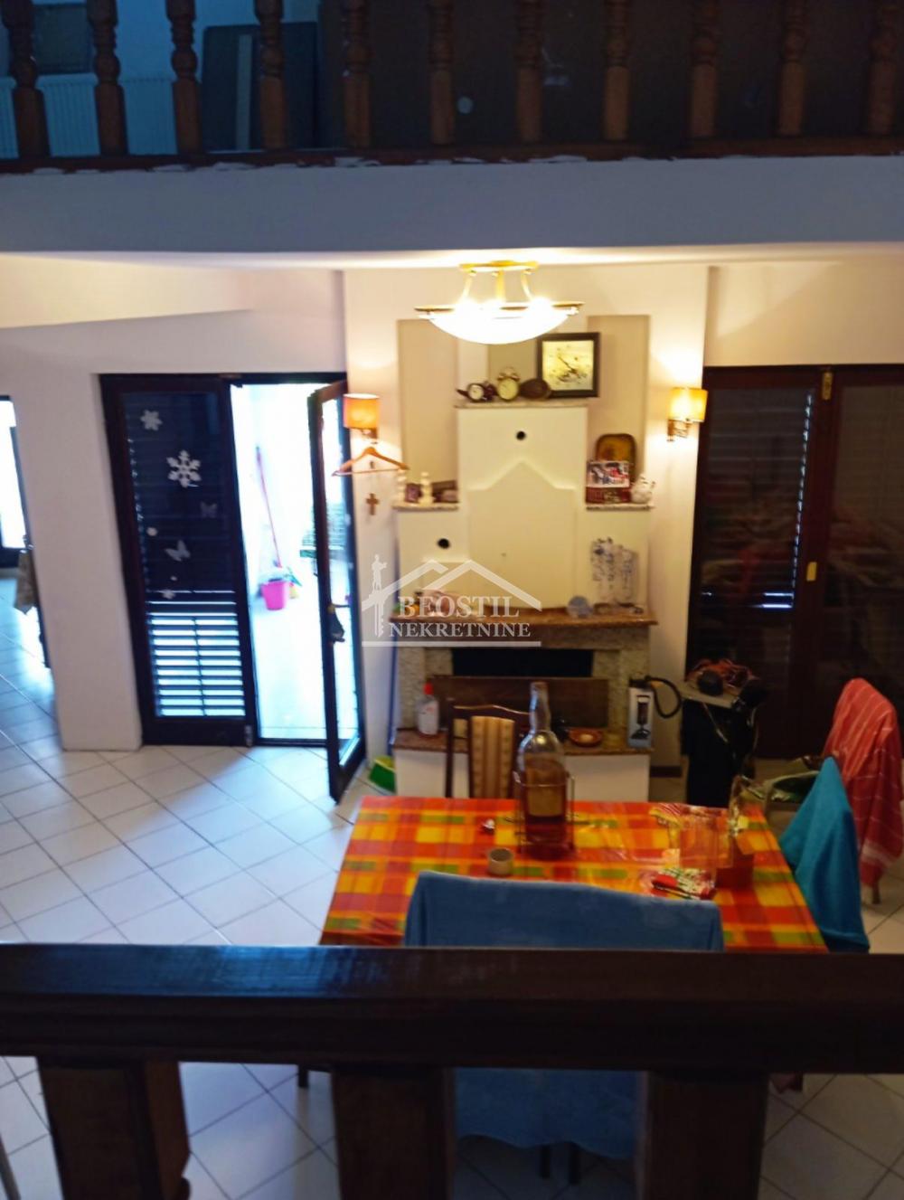 Kuća Prodaja Smederevo  205 m2