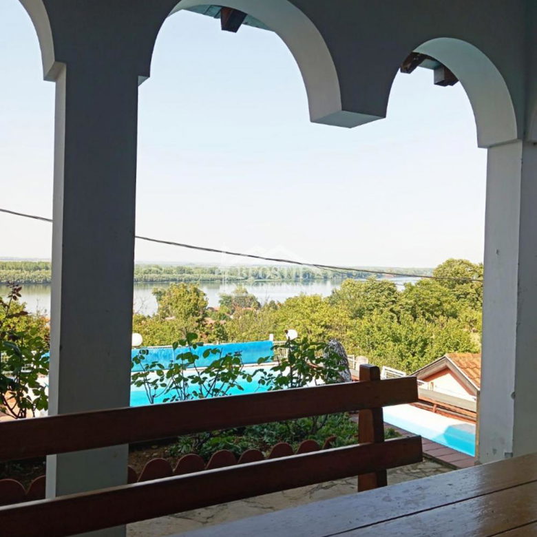 Kuća Prodaja Smederevo  205 m2